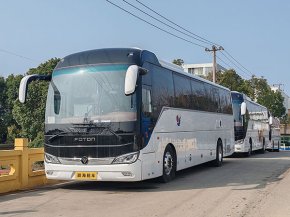 50座大巴车一天包车价格_大巴车包车带司
